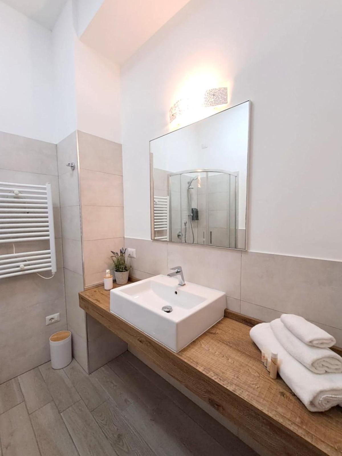 كالياري Ajana Rooms By Accomodo المظهر الخارجي الصورة